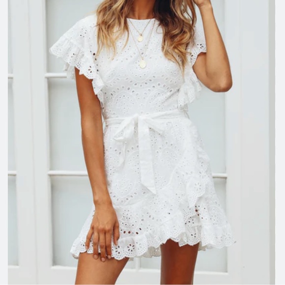 Princess Polly Dresses & Skirts - Princess Polly white Ruffle sleeve belt eyelet dress